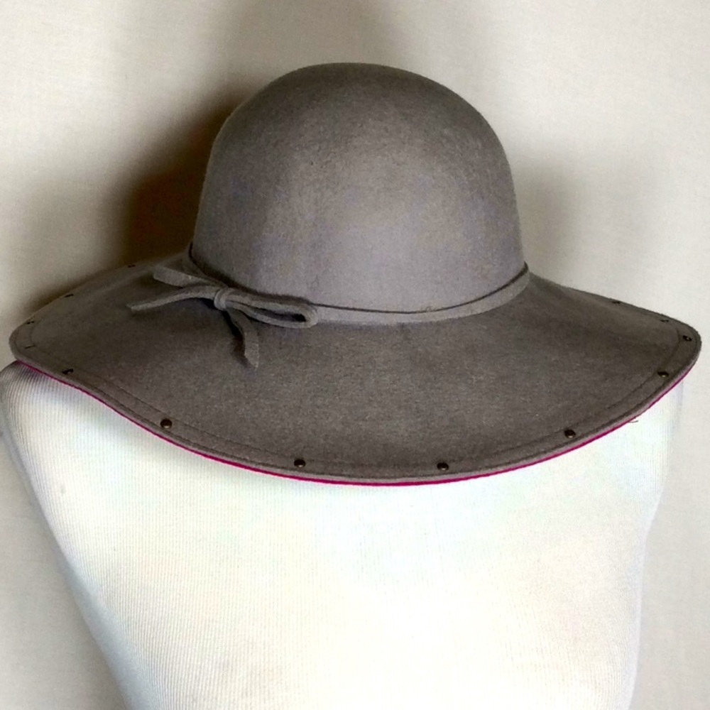 100% Wool Felt Gray Hat w/Fuschia Trim
